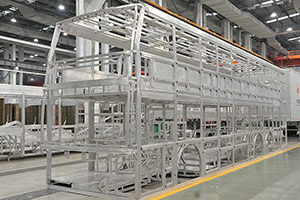 忠旺双层新能源全铝客车骨架