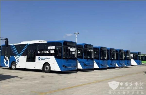 再拓印尼绿色版图 创维新能源公交批量交付雅加达