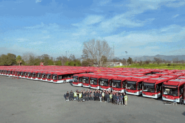 372辆中国新能源公交！宇通赋能智利绿色交通转型