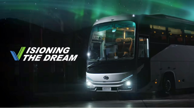 欧洲首发！苏州金龙纯电新V系客车亮相比利时世界客车展