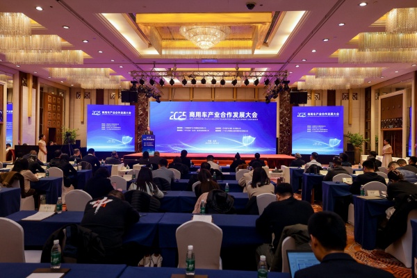 金旅双星闪耀 荣获年度客车大奖