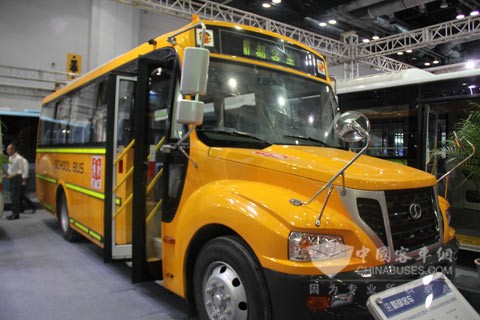 蜀都专用长头校车6900XED