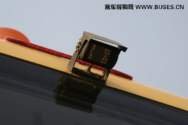 宇通ZK6140BD机场摆渡车（柴油10-118座）