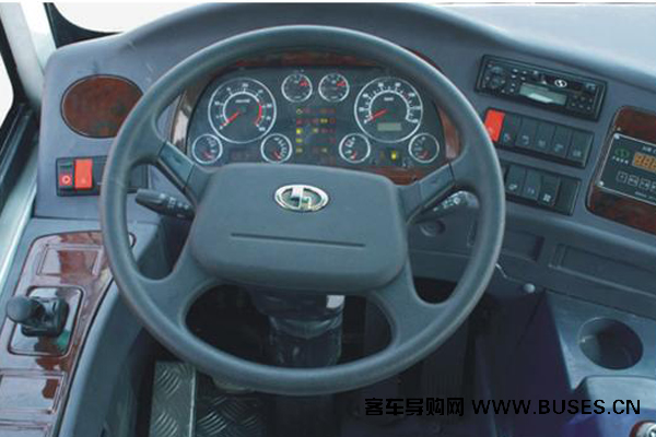 少林SLG6800T5E客车（天然气国五24-35座）