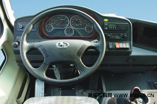 少林SLG6661T5F客车（天然气国五24-25座）