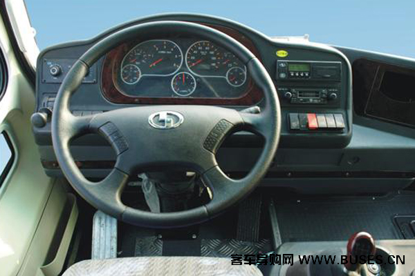 少林SLG6608T5E客车（天然气国五10-19座）