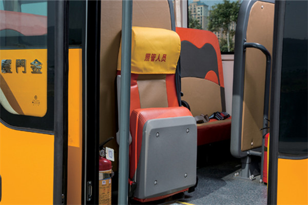 金旅XML6601J15YXC幼儿专用校车（柴油国五10-19座）