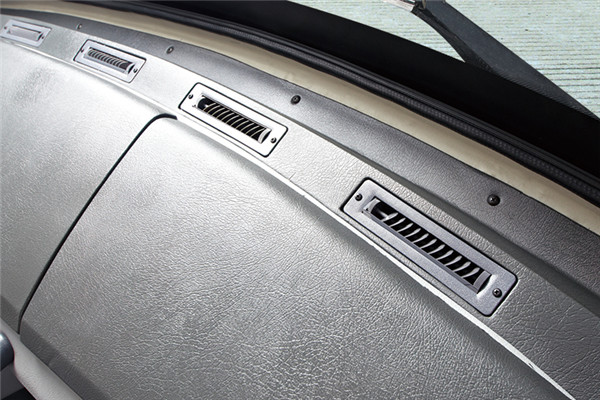 金龙XMQ6129FYN5B客车（天然气国五24-51座）