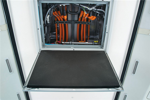 金龙XMQ6931AGN5公交车（天然气国五16-33座）