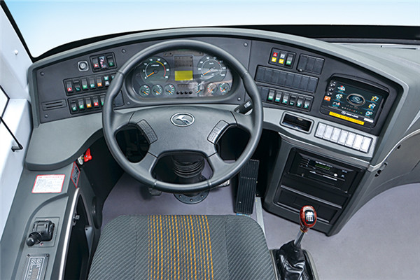 金龙XMQ6112AYD5C1客车（柴油国五24-52座）