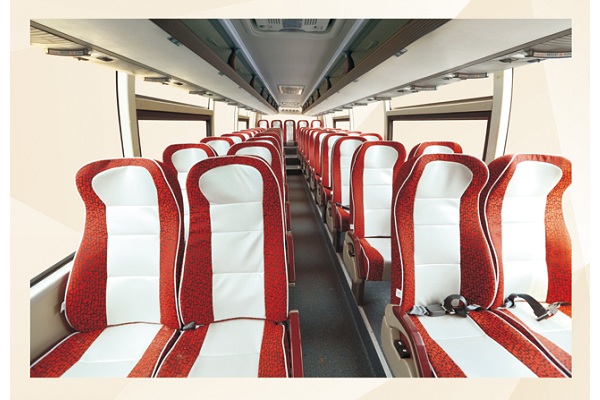 桂林大宇GL6122HCE2客车（柴油国五24-57座）