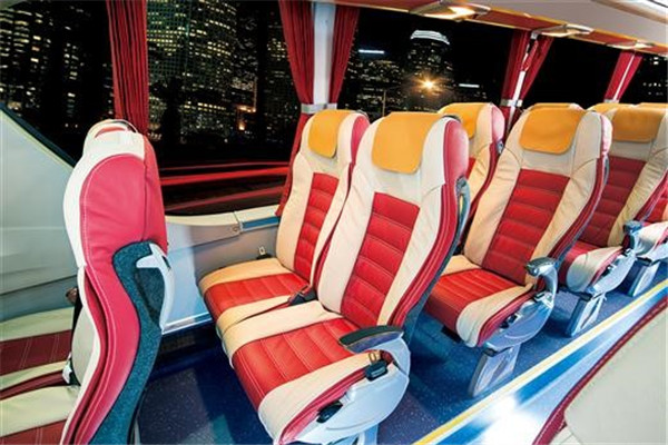 亚星YBL6148H3QCP1客车（天然气国五24-65座）