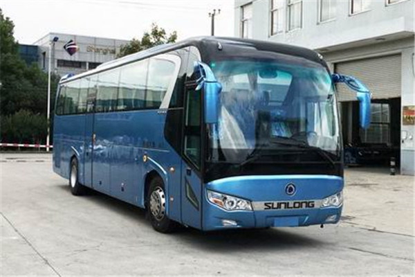 申龙SLK6128ALD5S客车（柴油国五24-57座）