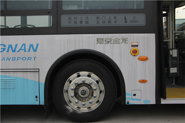南京金龙NJL6129BEV13公交车（纯电动24-36座）