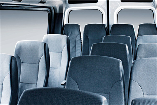 南京金龙NJL6600BEV73客车（纯电动10-18座）