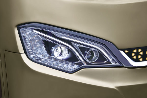 金旅XML6129J15S客车（柴油国五24-55座）