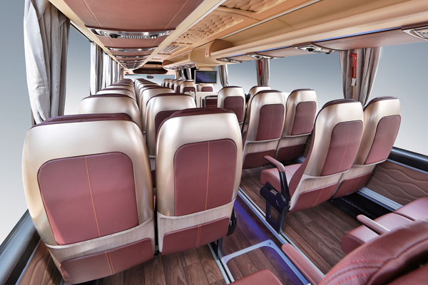 金旅XML6129J15S1客车(柴油国五24-54座)