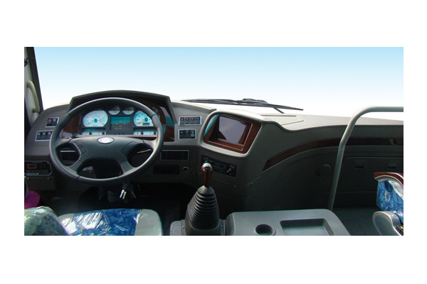 东风超龙EQ6752LTN1客车（天然气国五24-31座）