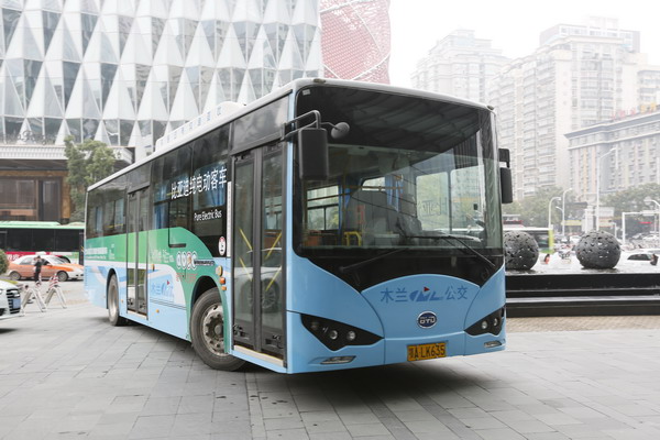 比亚迪BYD6100LGEV10公交车（纯电动17-39座）