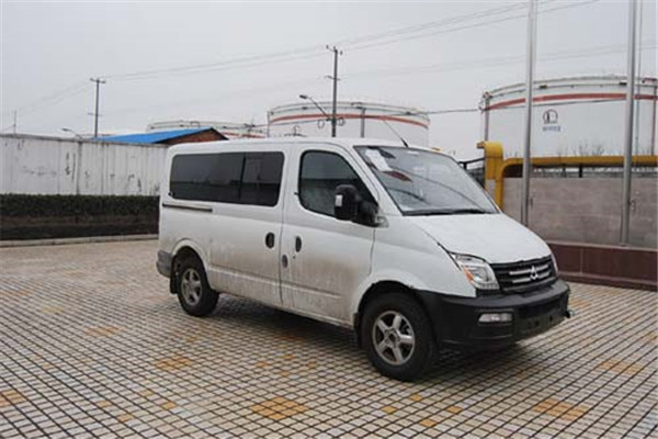 上汽大通SH6521A2D5-L轻客（柴油国五3-9座）