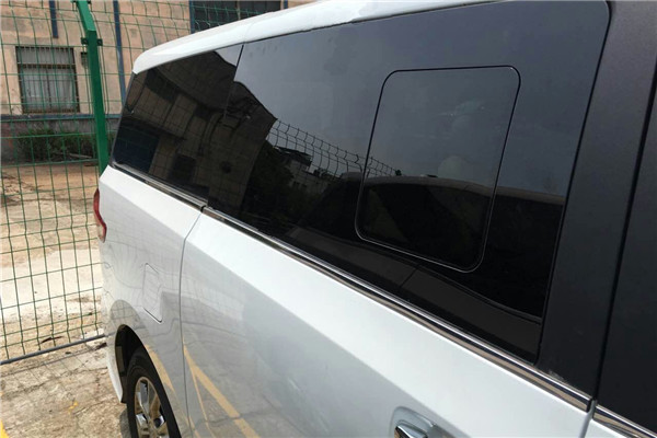 上汽大通SH6523C1G轻客（汽油国五4-9座）