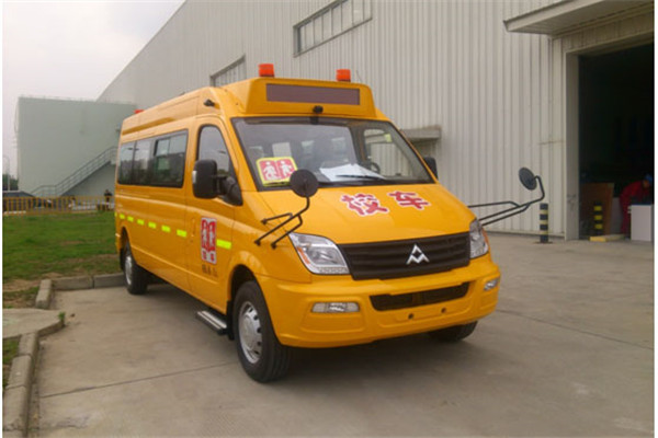 上汽大通SH6591A4D5-YB幼儿专用校车（柴油国五10-19座）