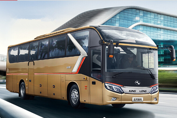 金龙XMQ6127BYD6T客车（柴油国六24-56座）