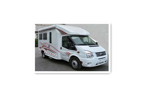 北方BFC5040XLJC旅居车（柴油国五5-6座）