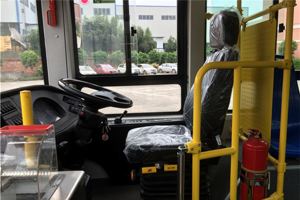 乐达LSK6105GEV3公交车（纯电动20-39座）