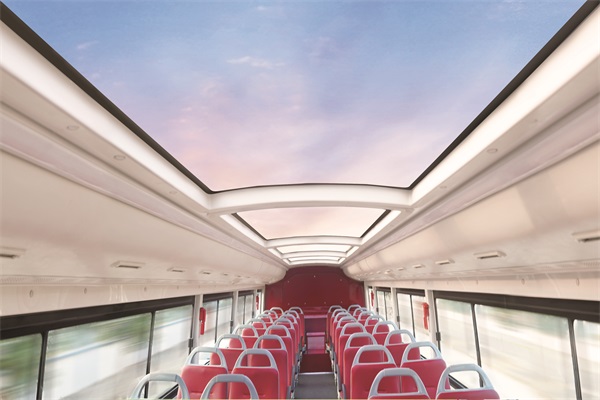 格力钛CAT6131FRBEVT双层公交车（纯电动24-70座）