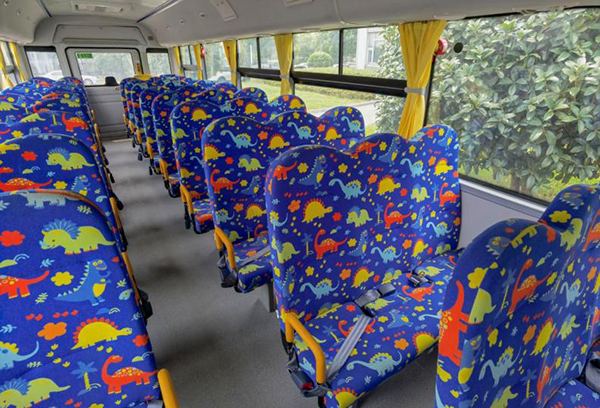 亚星JS6111XCE新一代校车（柴油24-56座）